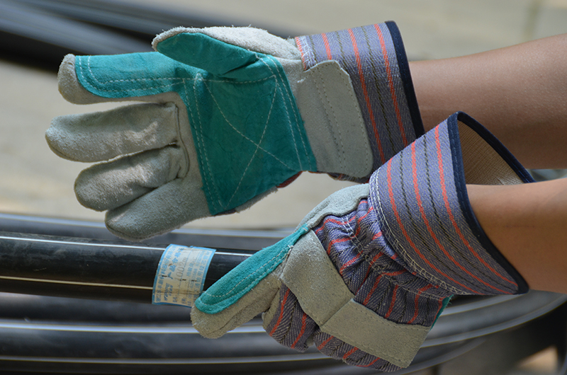 LEATHER SAFETY GLOVES