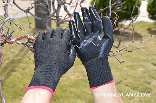 NITRILE COATED GLOVE