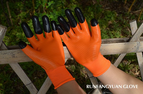 NITRILE COATED GLOVE